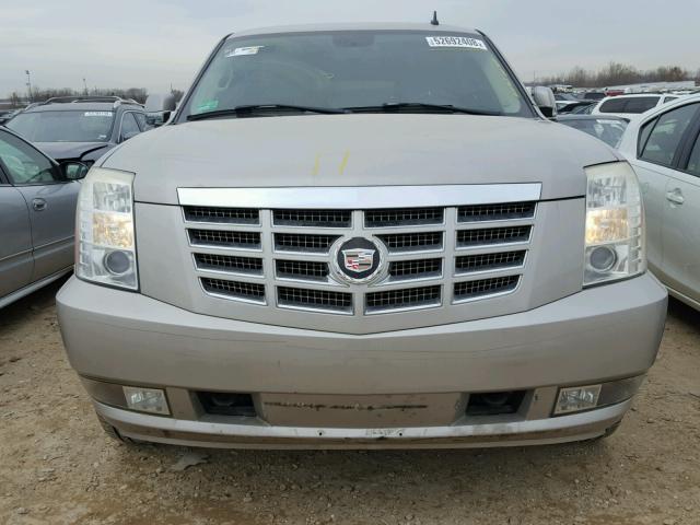 1GYFK63867R239870 - 2007 CADILLAC ESCALADE L TAN photo 9