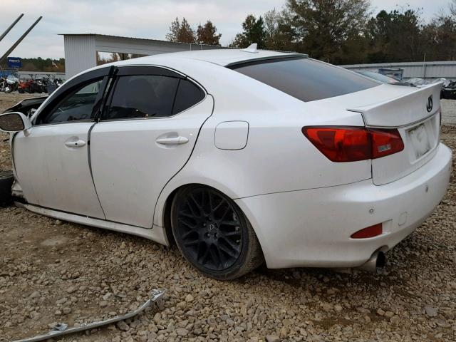 JTHBE262675011871 - 2007 LEXUS IS 350 WHITE photo 3