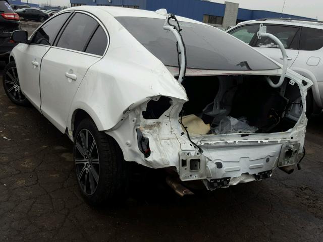 LYV402HK6HB143701 - 2017 VOLVO S60 PREMIE WHITE photo 3