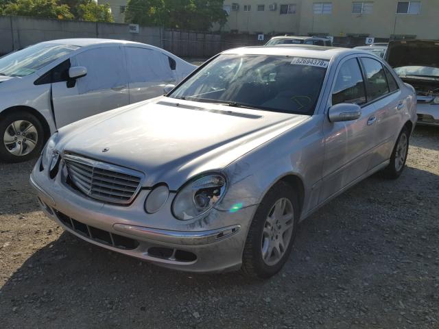 WDBUF65J04X113821 - 2004 MERCEDES-BENZ E 320 SILVER photo 2