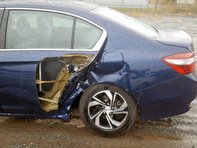 1HGCR2F39HA071804 - 2017 HONDA ACCORD LX BLUE photo 9