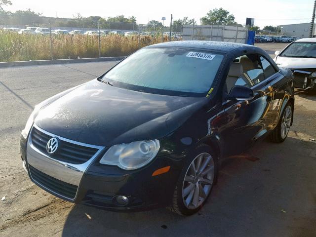 WVWDA71F77V050059 - 2007 VOLKSWAGEN EOS 2.0T S BLACK photo 2