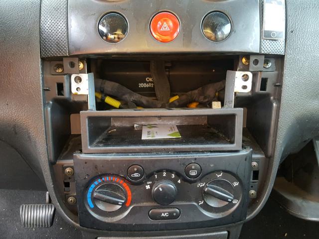 KL1TD56696B649908 - 2006 CHEVROLET AVEO BASE Қара фото 9