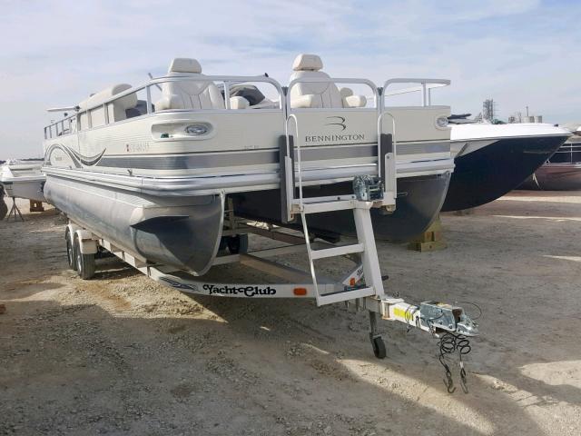 ETW49983L607 - 2006 BENN BOAT WHITE photo 1