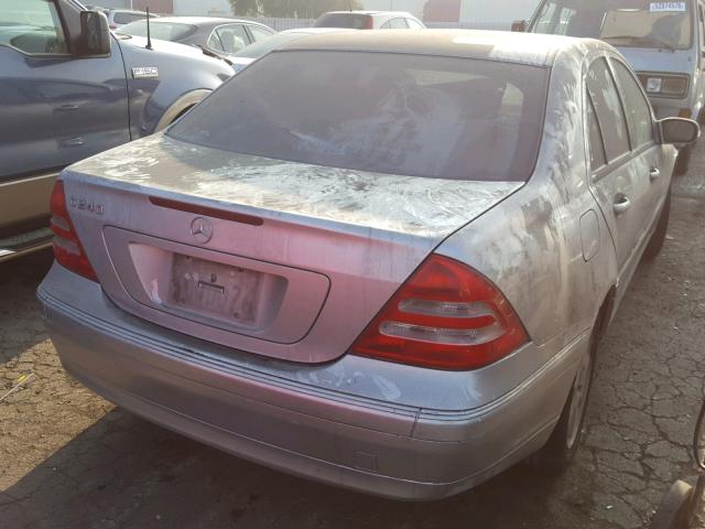 WDBRF61J83F375957 - 2003 MERCEDES-BENZ C 240 SILVER photo 4