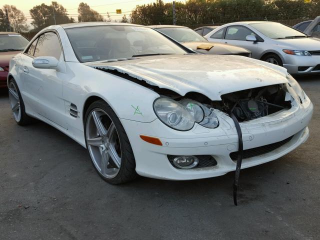 WDBSK71F17F123259 - 2007 MERCEDES-BENZ SL 550 WHITE photo 1