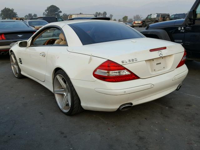 WDBSK71F17F123259 - 2007 MERCEDES-BENZ SL 550 WHITE photo 3