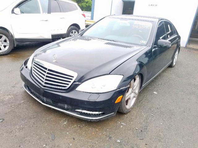 WDDNG7BB2AA343595 - 2010 MERCEDES-BENZ S 550 BLACK photo 2