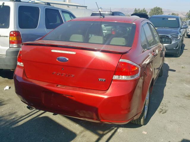 1FAHP36N09W220452 - 2009 FORD FOCUS SES RED photo 4