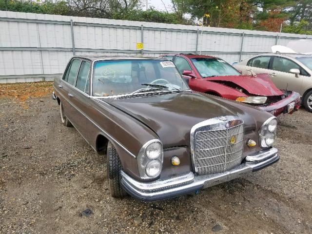 038047 - 1967 MERCEDES-BENZ 250S BROWN photo 1