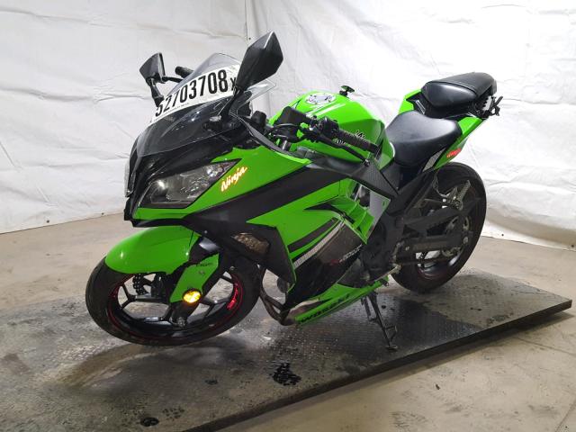 JKAEX8B12EA002673 - 2014 KAWASAKI EX300 B GREEN photo 2