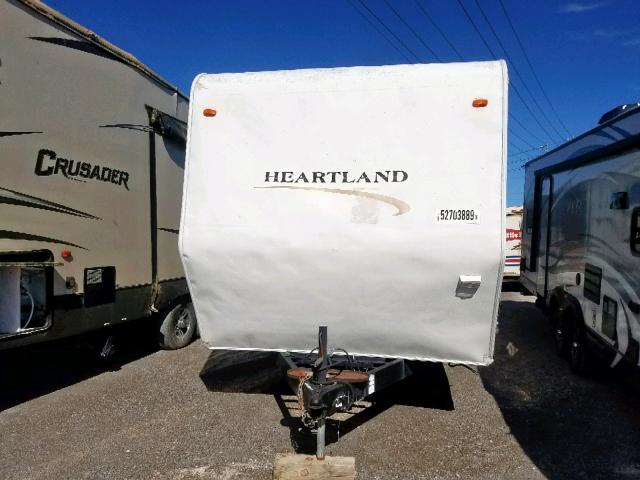 5SFBT30206E001447 - 2006 HEART LAND TRAILER WHITE photo 2