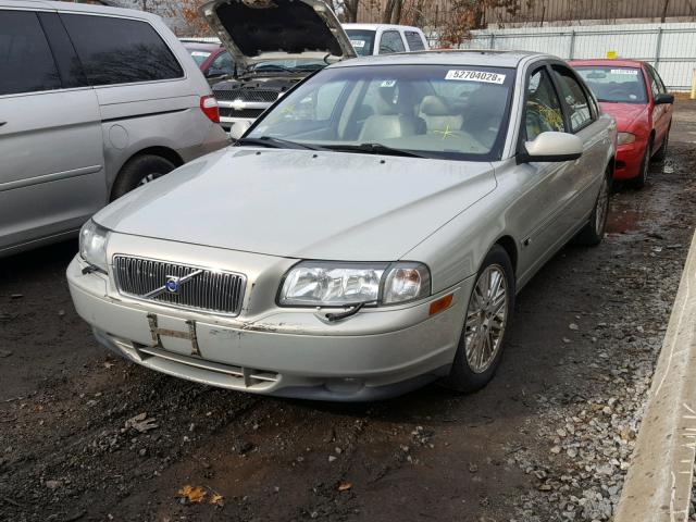 YV1TS92D521255391 - 2002 VOLVO S80 TAN photo 2