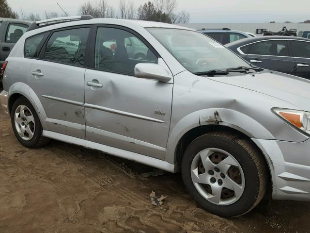 5Y2SL65897Z438152 - 2007 PONTIAC VIBE SILVER photo 9