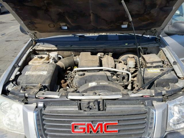 1GKDT13SX52162360 - 2005 GMC ENVOY SILVER photo 7