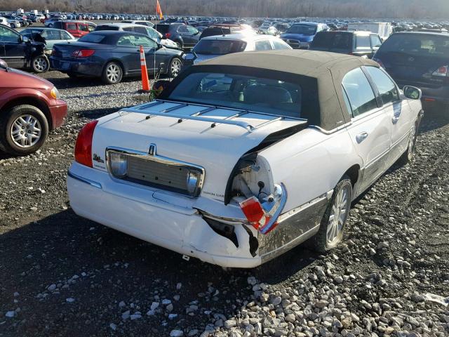 1LNHM81W16Y603389 - 2006 LINCOLN TOWN CAR S WHITE photo 4