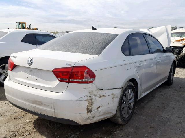 1VWAS7A34FC011023 - 2015 VOLKSWAGEN PASSAT S WHITE photo 4