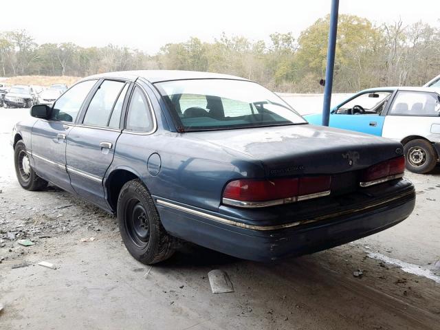 2FALP7463TX107135 - 1996 FORD CROWN VICT BLUE photo 3