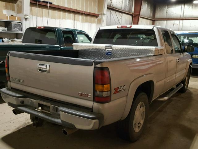 2GTEK19BX51348894 - 2005 GMC NEW SIERRA SILVER photo 4