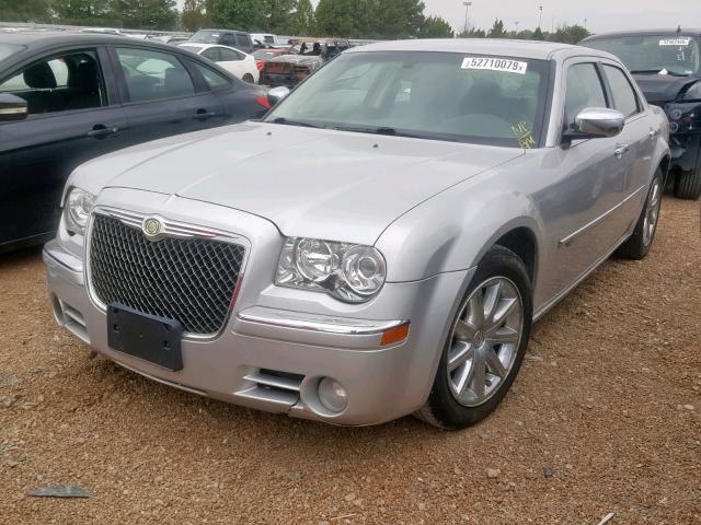 2C3KA63T09H587814 - 2009 CHRYSLER 300C SILVER photo 2