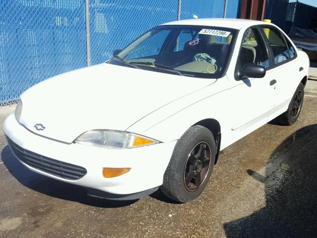 1G1JF5246W7178424 - 1998 CHEVROLET CAVALIER L WHITE photo 2