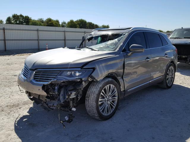 2LMTJ6LP3GBL67876 - 2016 LINCOLN MKX RESERV GRAY photo 2