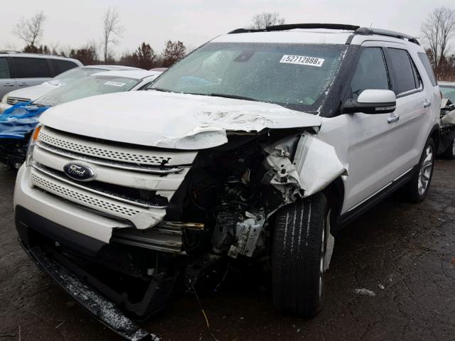 1FM5K8F84EGB35231 - 2014 FORD EXPLORER L WHITE photo 2