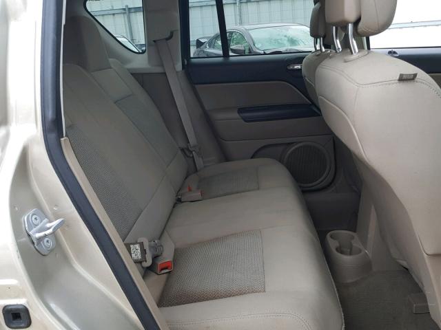 1J4NT4FA2AD531905 - 2010 JEEP COMPASS SP 金色 照片 6