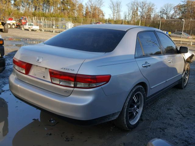 1HGCM551X4A011024 - 2004 HONDA ACCORD DX SILVER photo 4