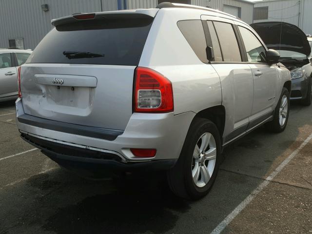 1J4NT1FA6BD248701 - 2011 JEEP COMPASS SP 银色 照片 4