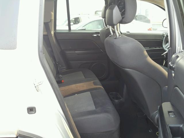 1J4NT1FA6BD248701 - 2011 JEEP COMPASS SP 银色 照片 6