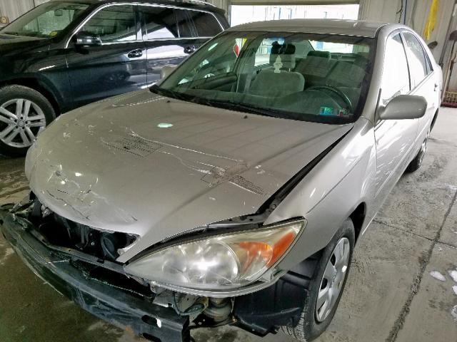 4T1BE32K54U915057 - 2004 TOYOTA CAMRY LE SILVER photo 2