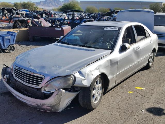 WDBNG70J5YA126877 - 2000 MERCEDES-BENZ S 430 SILVER photo 2