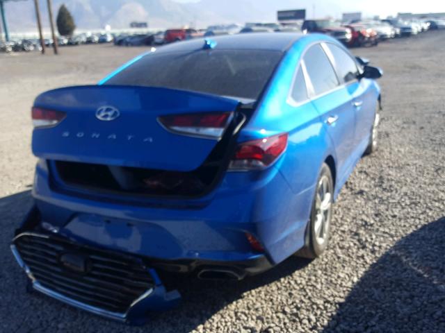 5NPE34AF7JH633977 - 2018 HYUNDAI SONATA SPO BLUE photo 4