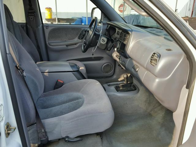 1B4HS28Y3XF565852 - 1999 DODGE DURANGO WHITE photo 5