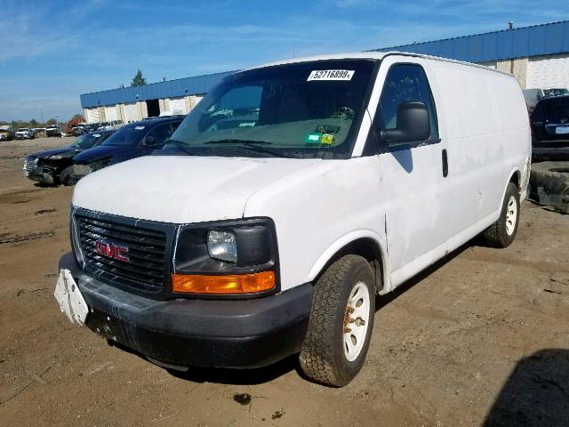 1GTS8AF48C1196754 - 2012 GMC SAVANA G15 WHITE photo 2