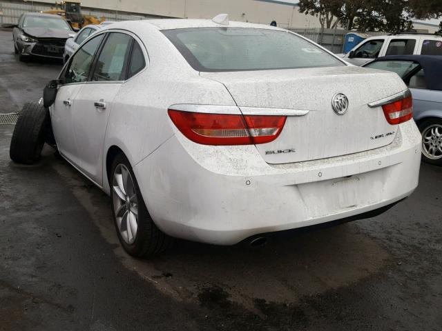 1G4PS5SK1G4152565 - 2016 BUICK VERANO WHITE photo 3