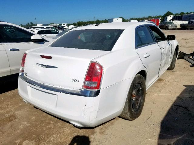 2C3CA4CG3BH611380 - 2011 CHRYSLER 300 WHITE photo 4