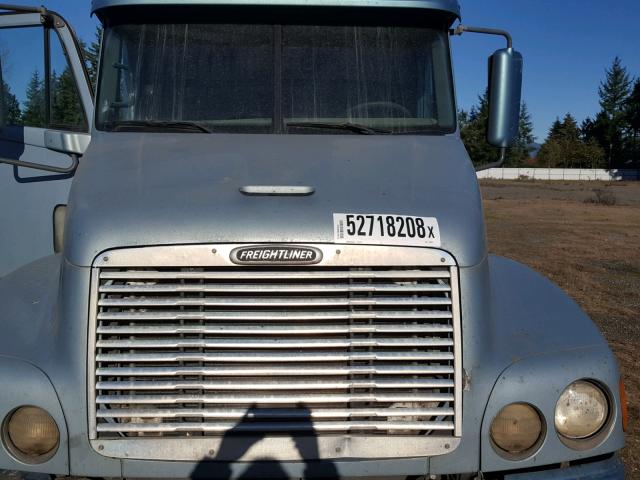 1FUJBBCG32LG29333 - 2002 FREIGHTLINER CONVENTION BLUE photo 7