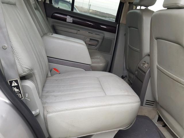 5LMEU88H23ZJ39736 - 2003 LINCOLN AVIATOR 银色 照片 6