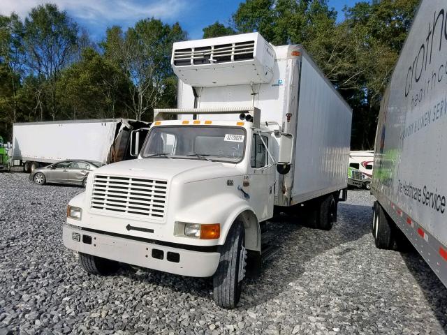 1HTSCABL1WH511114 - 1998 INTERNATIONAL 4000 4700 WHITE photo 2