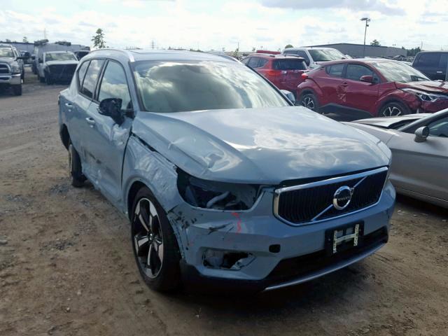 YV4162UK8K2090156 - 2019 VOLVO XC40 T5 MO BLUE photo 1