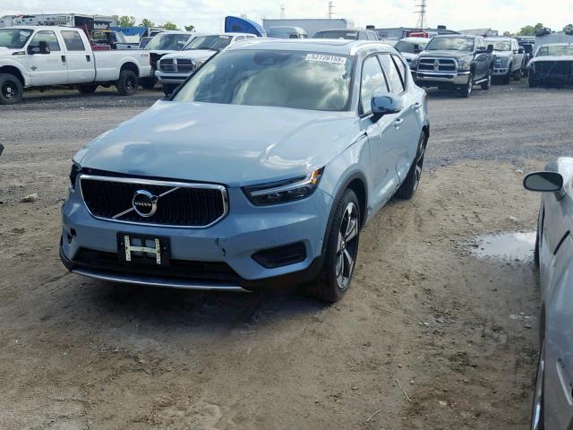 YV4162UK8K2090156 - 2019 VOLVO XC40 T5 MO BLUE photo 2