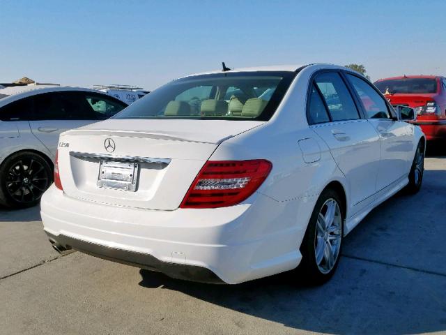 WDDGF4HBXDR269575 - 2013 MERCEDES-BENZ C 250 WHITE photo 4