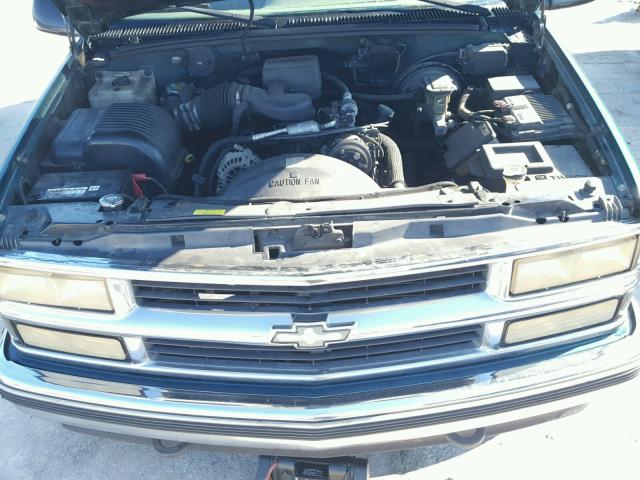 1GNEK13R5TJ314202 - 1996 CHEVROLET TAHOE K150 GREEN photo 7