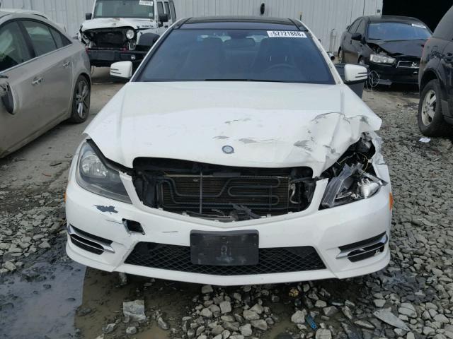 WDDGJ4HB9DG030819 - 2013 MERCEDES-BENZ C 250 WHITE photo 9