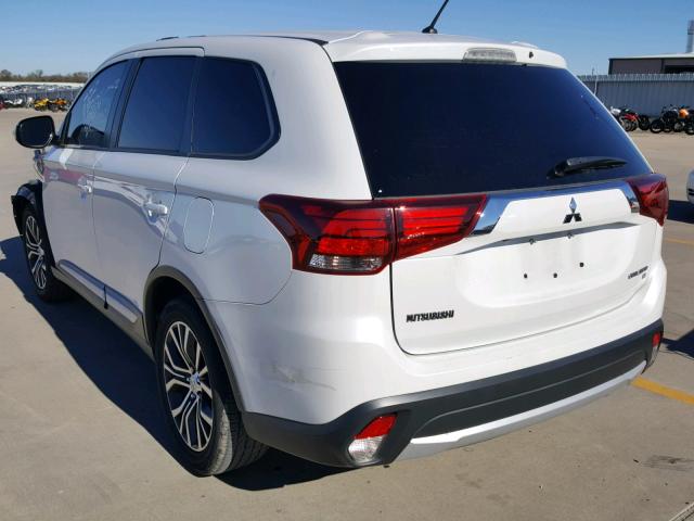 JA4AD3A37GZ018742 - 2016 MITSUBISHI OUTLANDER WHITE photo 3