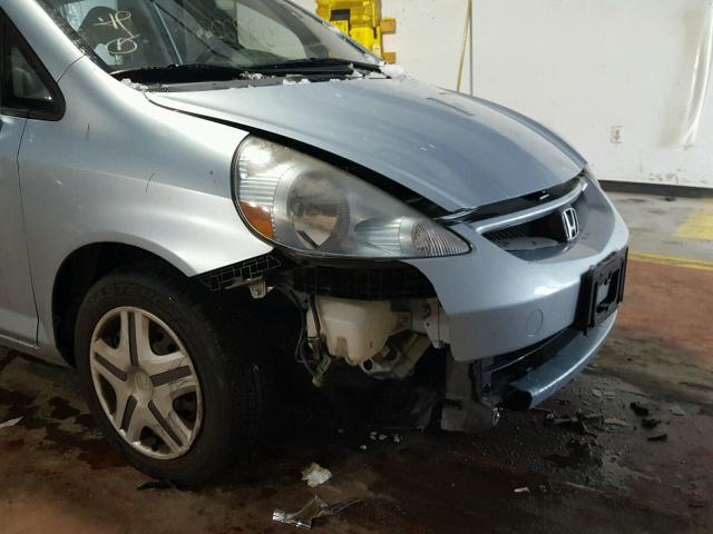 JHMGD38437S049072 - 2007 HONDA FIT BLUE photo 9