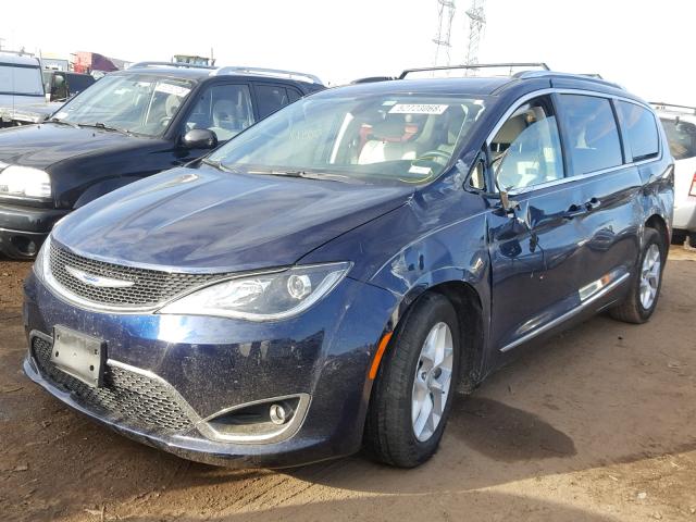 2C4RC1BG4JR113844 - 2018 CHRYSLER PACIFICA T BLUE photo 2