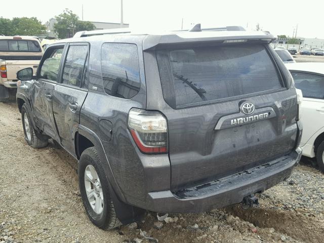 JTEBU5JR6G5299798 - 2016 TOYOTA 4RUNNER SR GRAY photo 3